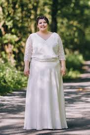 Venez en découvrir une et passez une bonne soirée! Collection De Robe De Mariee Grande Taille Causons Mariage