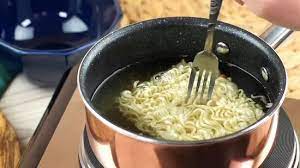 Place flour in a large bowl and pour in the alkaline solution. 3 Ways To Make Instant Noodles Wikihow