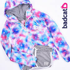 Calça De Moletom Da Bad Cat A Imagem Pode Conter 1 Pessoa Clothes Adidas Jacket Hooded Jacket