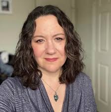 Kay Beatty's Instagram, Twitter & Facebook