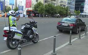 Stiri interne • pe 01.10.2018 la 23:50. Politistii Locali Nu Mai Pot Trimite Amenzi Prin Posta Soferilor Care Au Parcat Neregulamentar Ce Variante Au Agentii Stirileprotv Ro