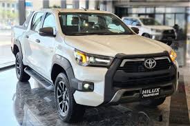 2021 toyota hilux rogue 4x4: 2021 Toyota Hilux Double Cab Adventure 4 0l Petrol 4wd A T For Sale