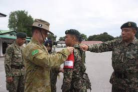 Atm) ialah pihak yang bertanggungjawab terhadap pertahanan nasional dengan kata lain ialah pasukan tentera profesional negara malaysia. Aset Tentera Malaysia 2017 Aerodefence Malaysia Libyan Arab Jamahiriya Lithuania Luxembourg Macao Macedonia Madagascar Malaysia Maldives Malta Mauritius Mexico Morocco Namibia Nepal Netherlands New Zealand Nigeria Norway Pakistan Philippines Poland