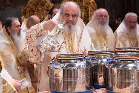 Sfantul serafim de sarov cugetari alese sfaturi invataturi duhovnicesti dialog cu dumnezeu. Sfantul Si Marele Mir Este Temelia Si Izvorul SfinÅ£irii VieÅ£ii Bisericii Spune Patriarhul Daniel Or8odo3ia News Agency