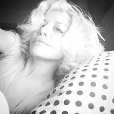 La aproape 50 de ani, loredana groza arată. Cum Arata Loredana Groza Fara Machiaj Foto