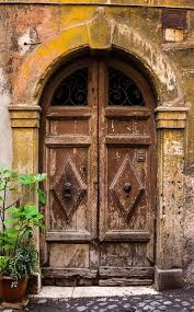 Pin By Banu Yildiz Bayrak On Doors Italian Doors Antique Doors Vintage Doors