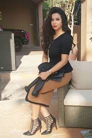 ٣٥ صورة تظهر أناقة ورقي الإعلامية لجين عمران Celebrity Style Fashion Style