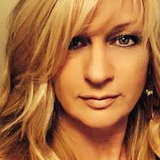 Lauren Ludlam (@LLudlam)