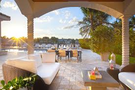 Designer Approved Tips For Decorating Your Outdoor Living Spaces