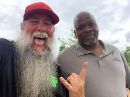 Happy Bonner Butler Day! I hope your day was as awesome as you are! Go  smash chains and tell those baskets Hadleymonster sent! Love you! ❤️🥏⛓🤘🤘