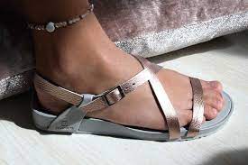 Sandale cuir, sandale à talon, sandale à semelle plate… daxon met tout en œuvre pour votre confort et vous suggère des astuces indispensables. Chaussures Ouvertes Pour Semelles Orthopediques Orthopediste Nice Arena Orthopedie