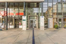Praxis hausärzte am rathausplatz unser leistungsspektrum umfasst die gesamte hausärztliche versorgung für jung und alt. Arztehaus Schlossstrasse Ihr Arztehaus Mit Apotheke Am Rathaus Steglitz Arztehaus Schlossstrasse