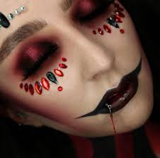 🌶️🌶️🌶️🌶️ Spicy Chilli tattoo from the other day loved the vibrant  colours in this piece and the funky art style Studio: @kingsofinkcaldicot  Machine: @dragonhawkofficial @dragonhawkmachine Needles:  @cheyenne_tattooequipment Ink: @dynamiccolor ...