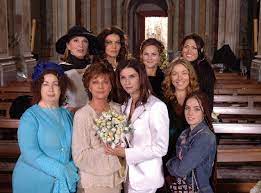 Nancy brilli ha recitato nel 2007 in caterina e le sue figlie 2 per poi riapparire in tv nel 2016 in matrimoni e altre follie. Caterina E Le Sue Figlie Episode 2 1 Tv Episode 2007 Photo Gallery Imdb