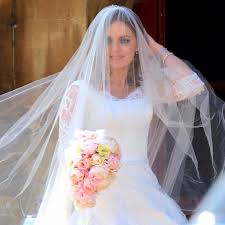 See Geri Halliwell S Gorgeous Wedding Pictures Christian Wedding Dress Celebrity Bride Big Wedding Dresses