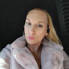 Sheree Rivers's Instagram, Twitter & Facebook