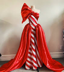 Wonderwall studios is a creative studio that designs and produces wooden panelling for walls and surfaces. This Self Taught Designer Made 100 Stunning Dresses In 2020 And Here Are 30 Of Them