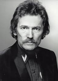 I had found this great picture of Gordon Lightfoot !