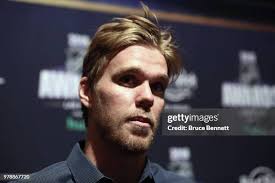 2,622 Ross Bennett Stock Photos, High-Res Pictures, and Images