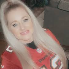 Julia Justice (@ultrajewls) • Instagram photos and videos