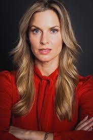 Allison Spratt's Instagram, Twitter & Facebook