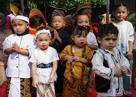 Bisa utk acara karnaval atau hari kartini. Peringati Hari Kartini Menkes Nila Anak Anak Sehat Berawal Dari Ibu Yang Sehat Okezone Lifestyle