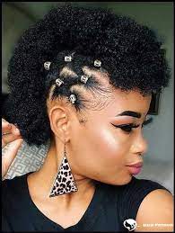 10 Mohawk Braid Styles Die Sie Auffallen Werden Auffallen Braid Mohawk Styles Werden Fri Mohawk Braid Styles Natural Hair Styles Easy Mohawk Braid