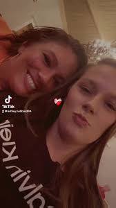 Ashlee Burns's Instagram, Twitter & Facebook