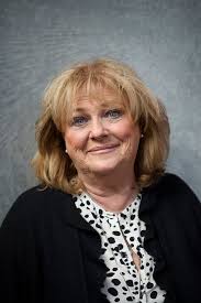 Ewa Roos drabbad av svår sjukdom