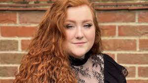 Alice Mccusker's Instagram, Twitter & Facebook