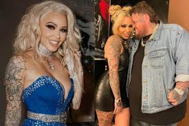 5 Fun Facts About Jelly Roll's Wife And Dumb Blonde Podcast Host ...