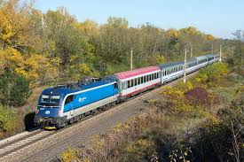 In 1945 in particular, it played an important role as the seat of diplomatic missions in destroyed warsaw. Ec 103 Polonia Warschau Wien Am 28 10 2020 Kurz Vor Strasshof An Der Nordbahn Bahnbilder De