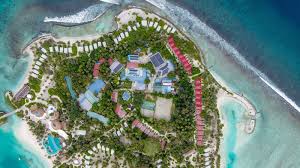 The villa is equipped with modern facilities and amenities. Holiday Inn Resort Kandooma South Male Atoll Swimsol