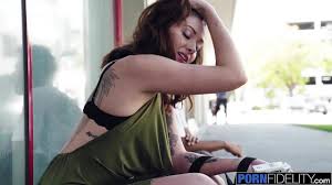 Leah Winters Stumbles Onto a Hard Cock - XNXX.COM