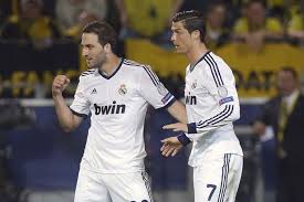 Watch five sensational strikes for real madrid, napoli and juventus by gonzalo higuaín. Gonzalo Higuain Slams Cristiano Ronaldo And Brands Real Madrid Star Egotistical And Overrated Mirror Online