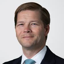 Andy Emerson's Instagram, Twitter & Facebook