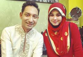 Gambar panas dipercayai emma maembong, abang menteri tersebar. 12 Jenis Reaksi Peminat Selepas Ketahui Zizan Dan Emma Maembong Putus Cinta