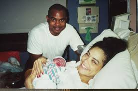 Melanie Stokes, new mom suffering from postpartum psychosis, jumps to her  death downtown