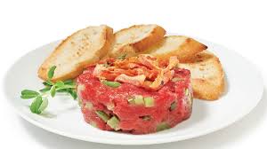 Tartare De Bœuf Et De Bacon De Genevieve Everell Recipe Food Beef Bacon Recipes