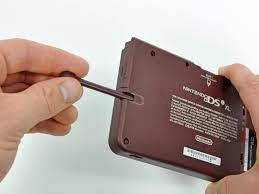 It includes larger screens with a diagonal of 107 mm (4.2 inches) (93% bigger than the ds lite and the regular dsi's screen). Nintendo Dsi Xl Stylus Housing Replacement Ifixit Repair Guide
