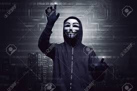 Maybe you would like to learn more about one of these? Pirate A Capuchon Avec Masque A L Aide D Ecran Virtuel A La Securite Du Systeme De Piratage Sur Fond De Ville Moderne Numerique Banque D Images Et Photos Libres De Droits Image 69631816