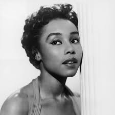 African American Black Actresses In Their 50s 40 Old Hollywood Actresses Who Aged Beautifully Black Hollywood Black Actresses Diahann Carroll