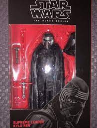 Kylo ren came with a lightsaber hilt which can be attached to the. Supreme Leader Kylo Ren Black Series Figure Starwarscantina