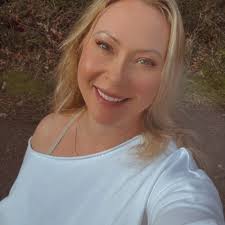 Bocz Salon Downtown, Seattle, WA