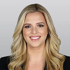 Erin Devlin's Instagram, Twitter & Facebook