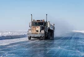 An ice road (ice crossing, ice bridge) is a winter road, or part thereof, that runs on a naturally frozen ice roads may be winter substitutes for summer ferry services. Kanada Ice Road Von Inuvik Nach Tuktoyaktuk Adac