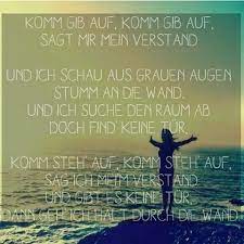 His father is a country doctor, while his mother is a nurse. 9 Johannes Oerding Ideen Johannes Song Zitate Songtexte