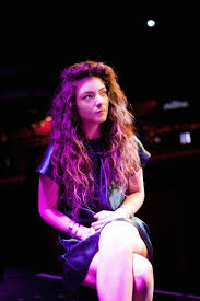 (c) 2013 universal music nz ltd. Lorde Ribs Tennis Court Biting Down Bravado Live For Kcrw Coup De Main Magazine