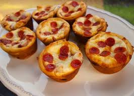 Deep Dish Pizza Cupcakes Plain Chicken Ideias Receitas Pizza Bites