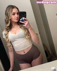 Royal Papaya  royalpapaya  theroyalpapaya Nude Leaks OnlyFans Photo 15 -  Nudogram v2.0